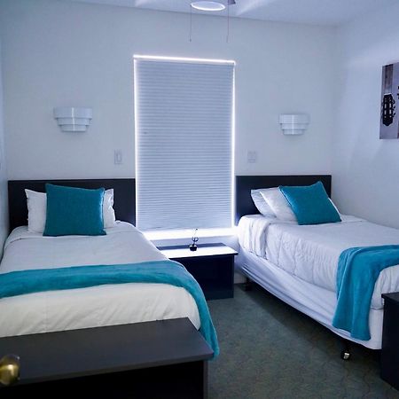 Enchanting Escape 3 Bedroom Minutes From Disney! Kissimmee Kültér fotó