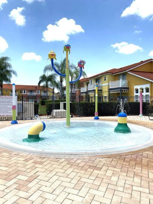 Enchanting Escape 3 Bedroom Minutes From Disney! Kissimmee Kültér fotó